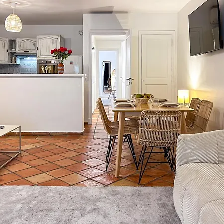 Place Des Lices - Nk Appartement *